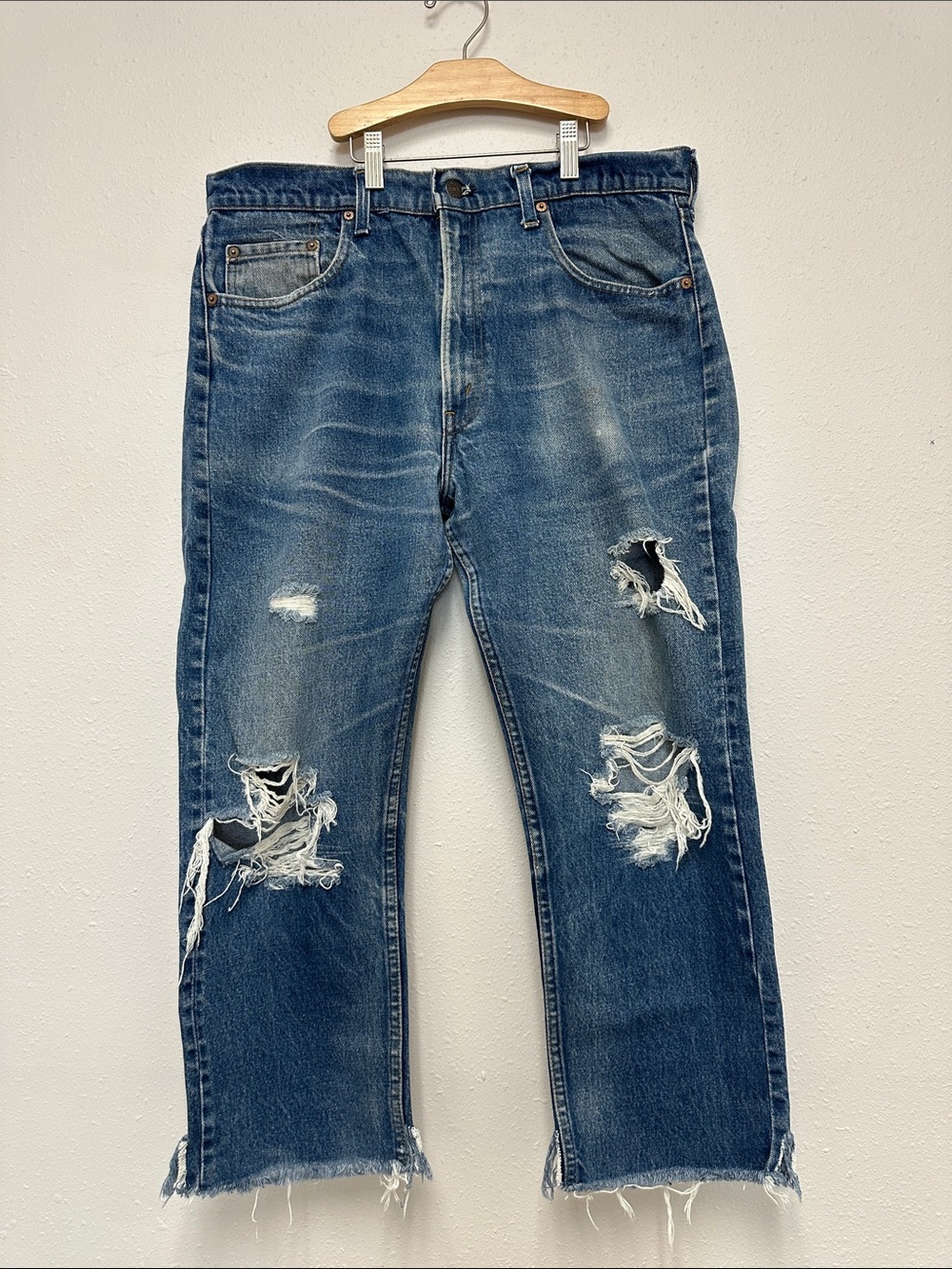 Men's Levi’s vintage 505 Distressed cutoff Blue Denim Jeans red tab